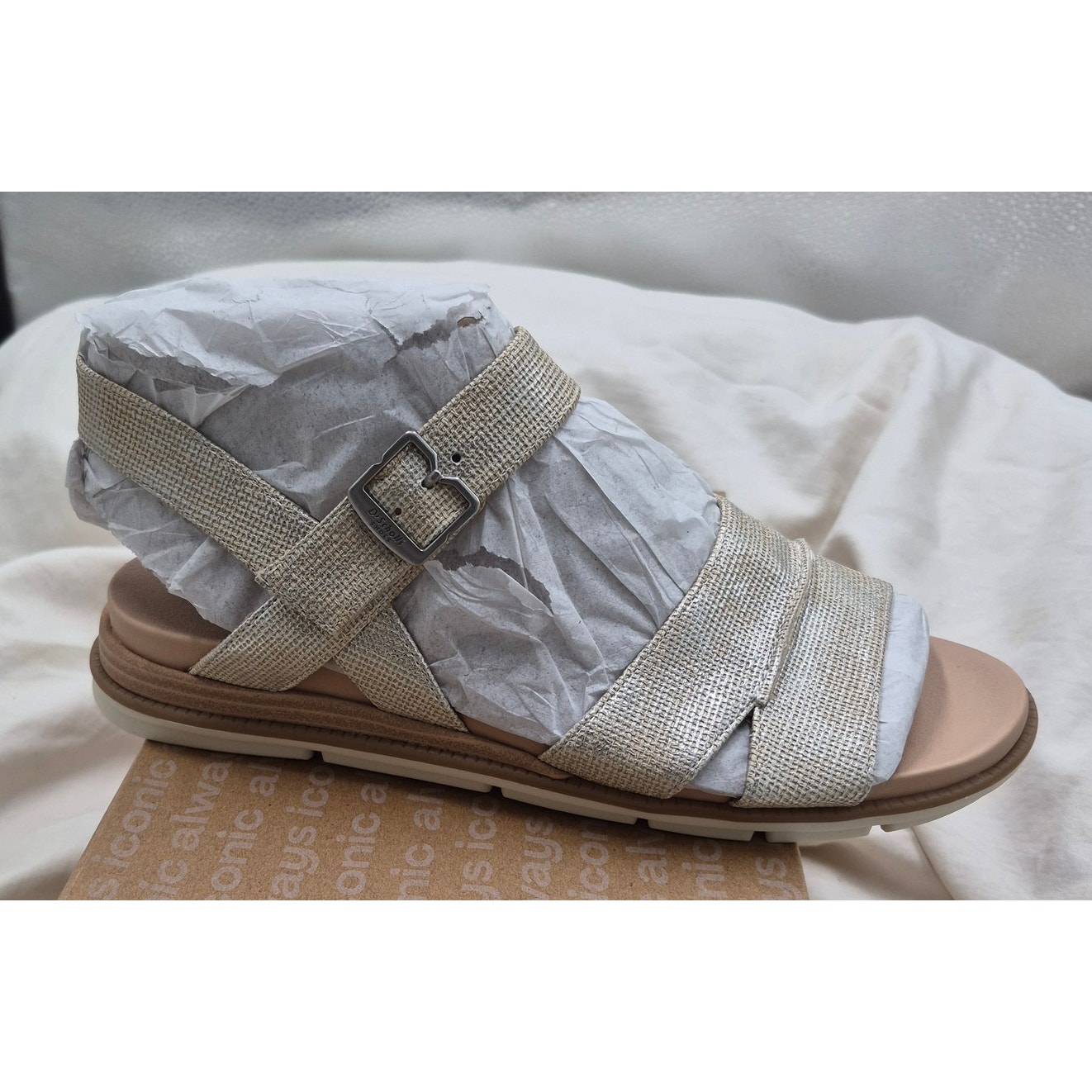 New Dr. Scholl's Timeless Fun Women's Sandal Off White Size 9 M